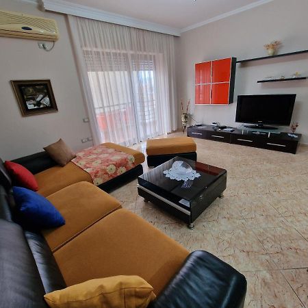 Apartament Orion Vlorë Buitenkant foto