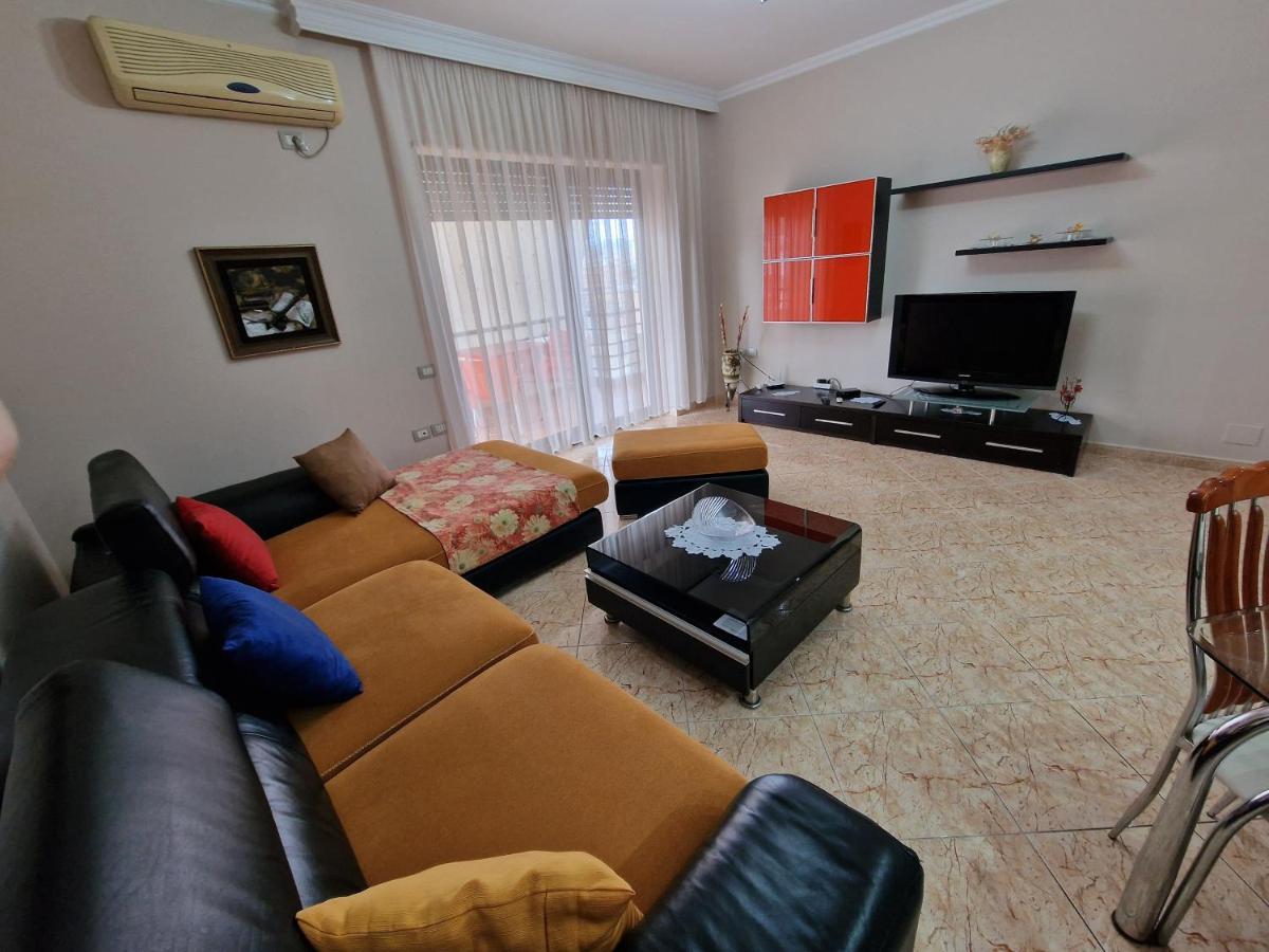 Apartament Orion Vlorë Buitenkant foto