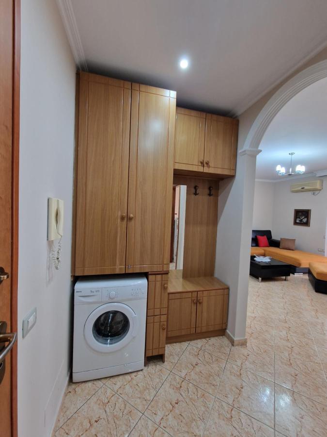 Apartament Orion Vlorë Buitenkant foto
