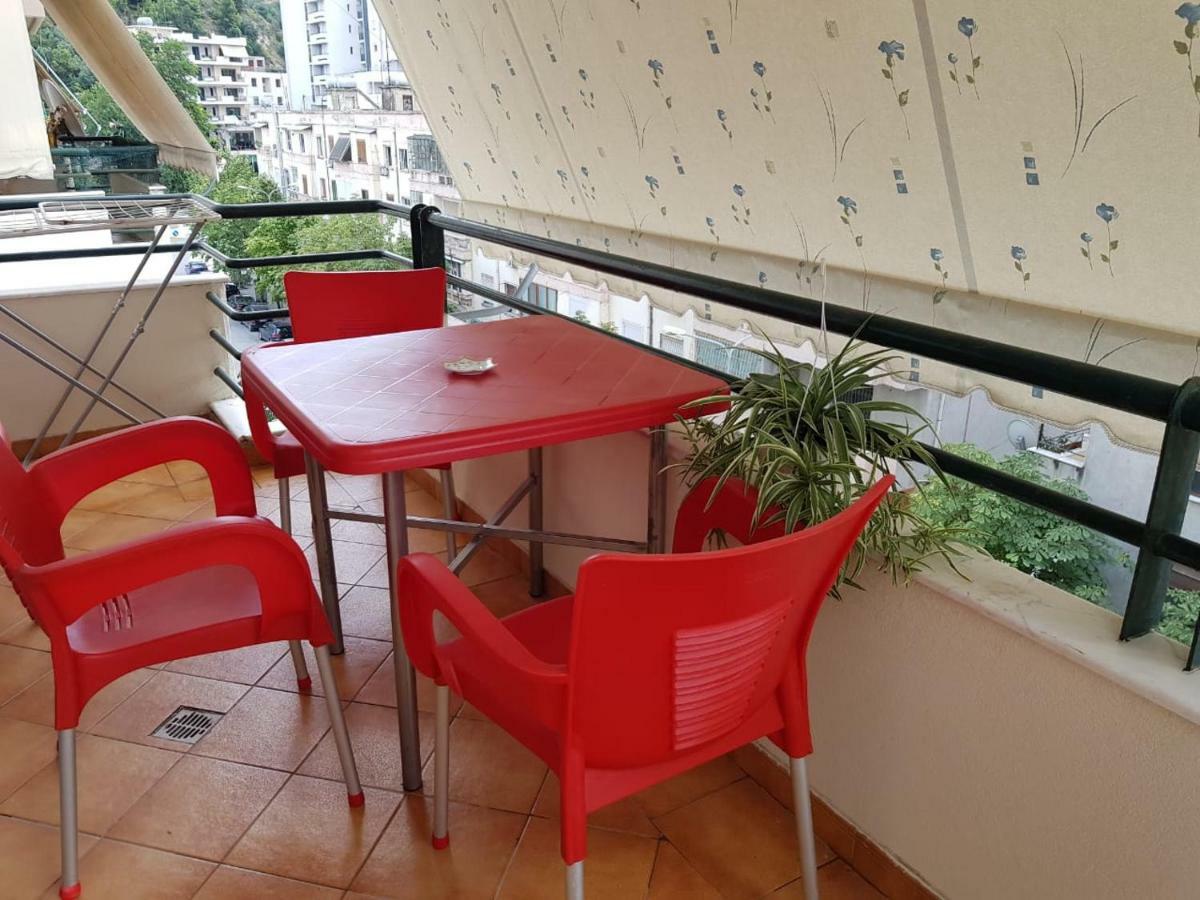 Apartament Orion Vlorë Buitenkant foto